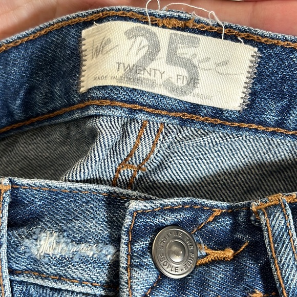 Free People Denim Cut-off Shorts Size 25 - Picture 5 of 6